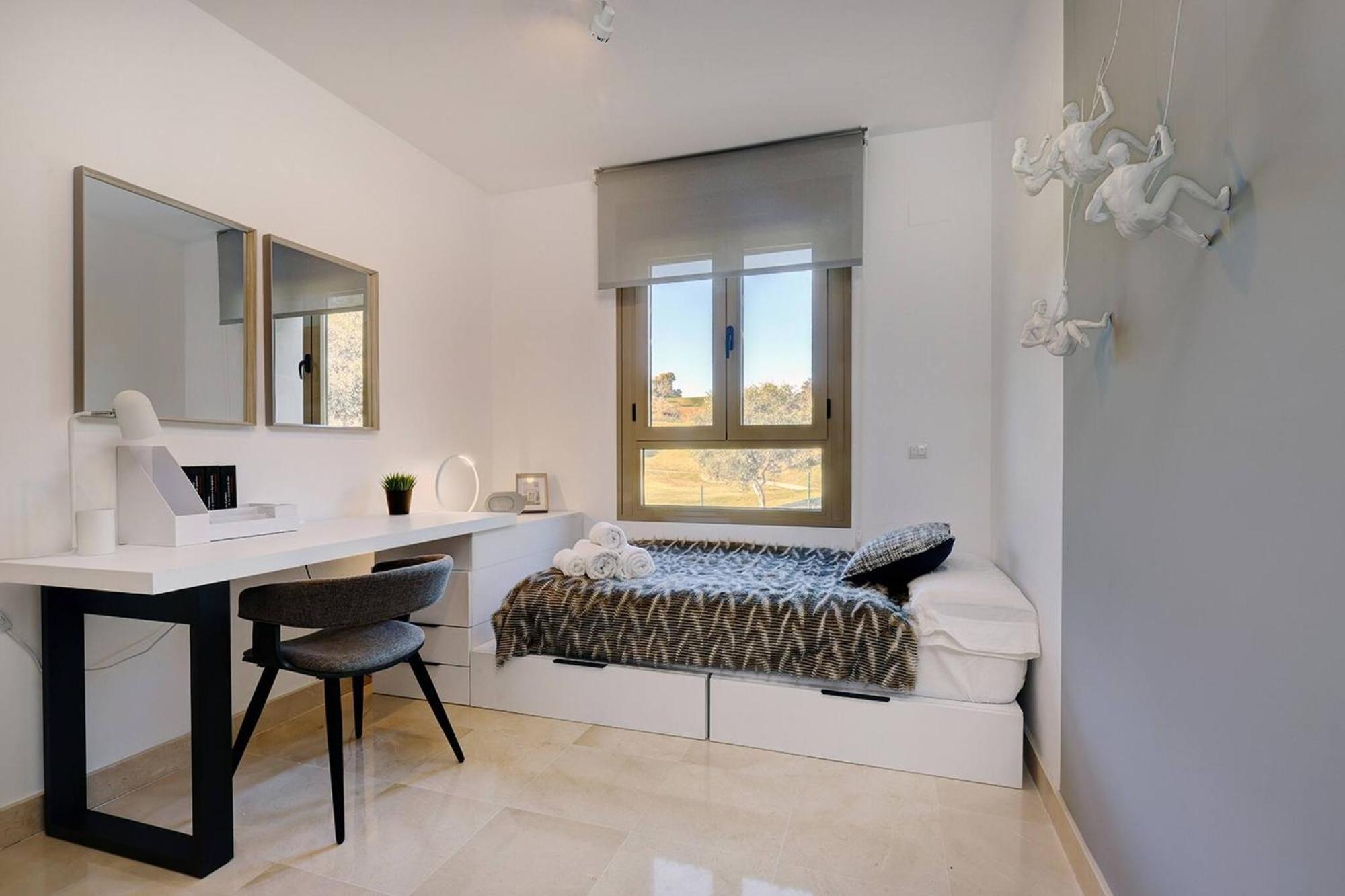 Vakantiehuis 007 Modern 3 Bed Frontline Golf Townhouse In La Cala Golf With Mountain Views