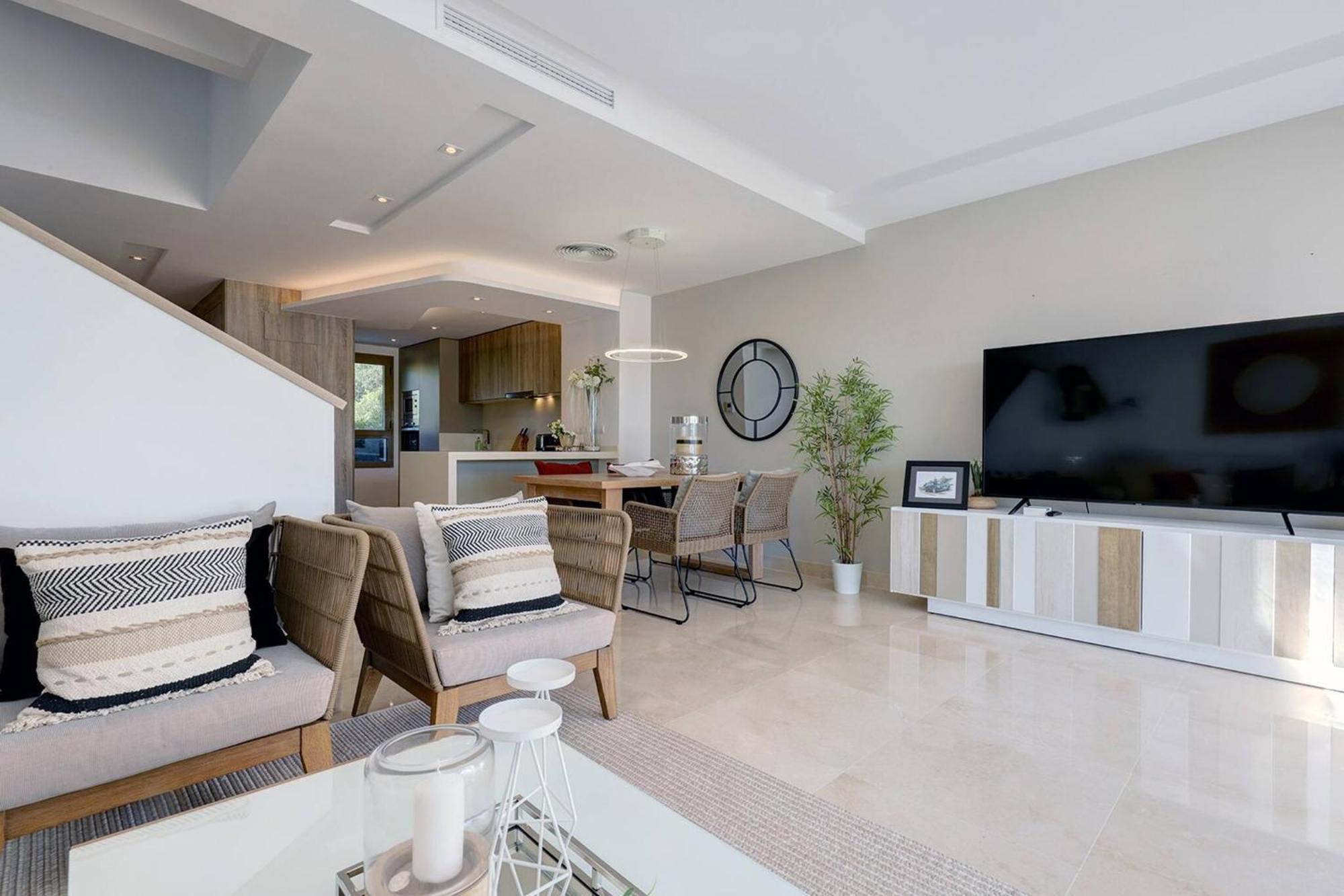 007 Modern 3 Bed Frontline Golf Townhouse In La Cala Golf With Mountain Views Vakantiehuis